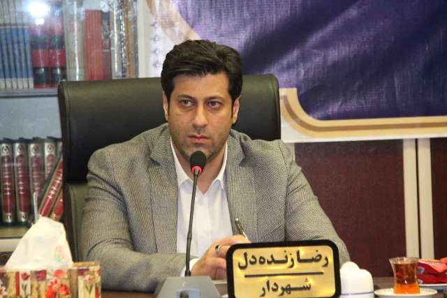 شهردار لاهیجان از آغاز عملیات تراش مکانیزه و مرمت آسفالت معابر خبر داد